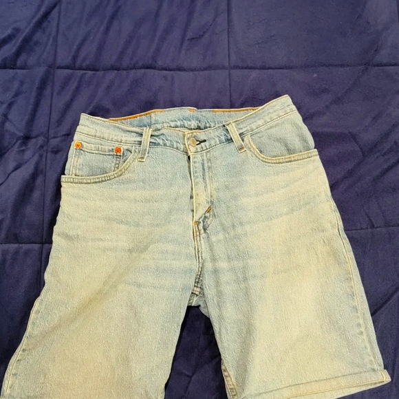 Levi's shorts - Picture 3 of 3
